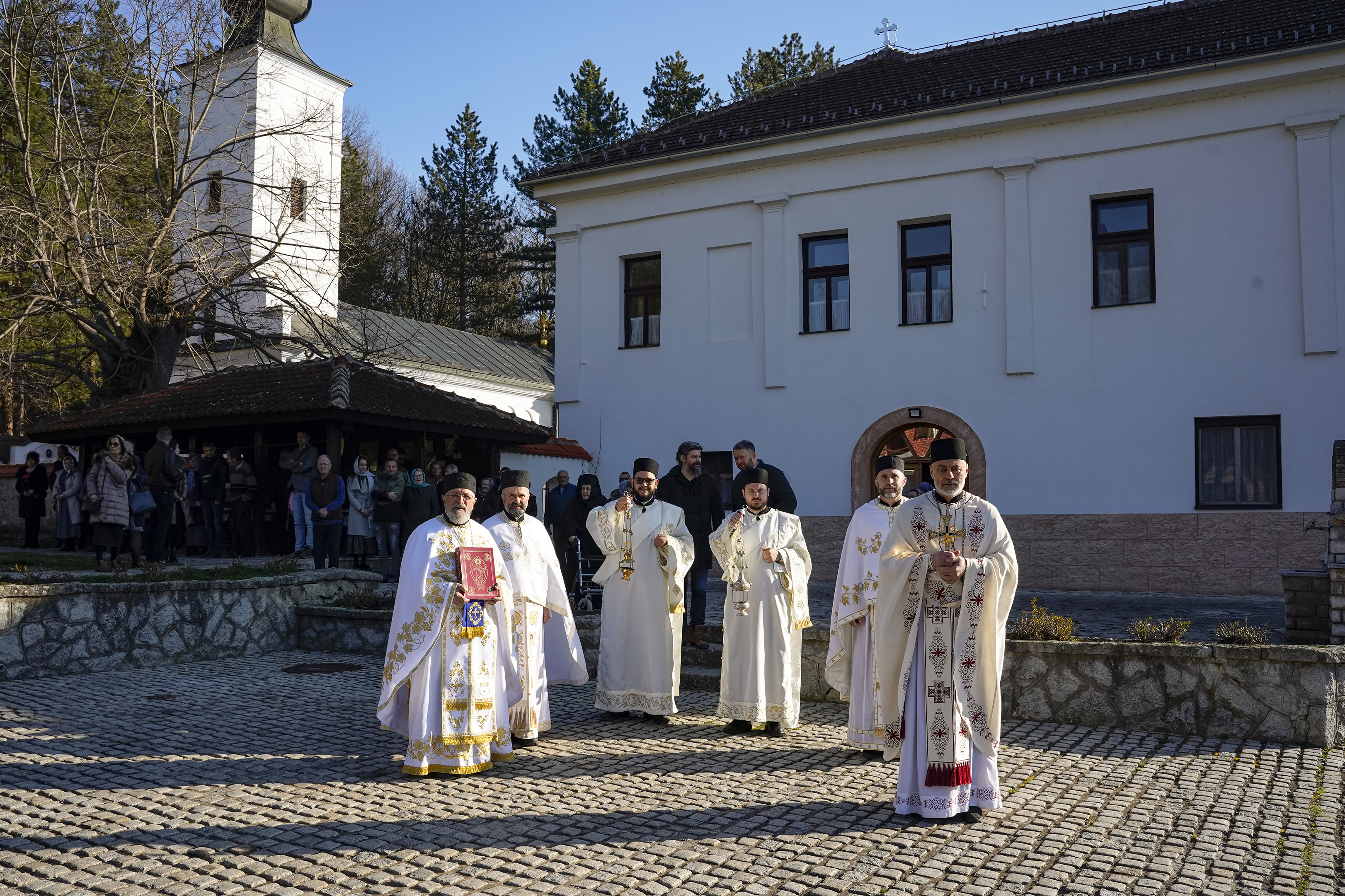 Vladičanska Liturgija na slavi kapele u manastiru Bogovađa-0