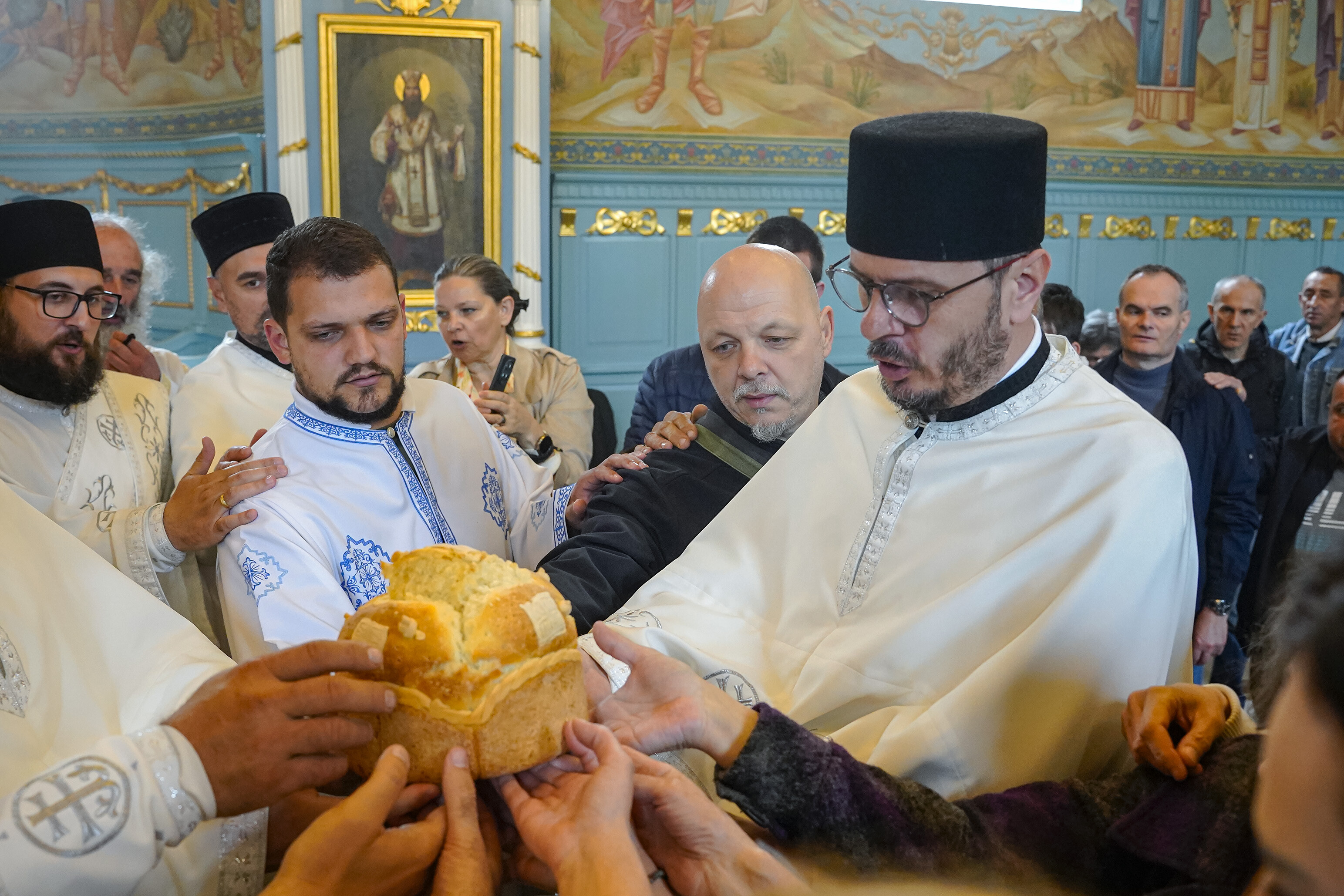 Славска свечаност Радија Источник у Храму Покрова Пресвете Богородице